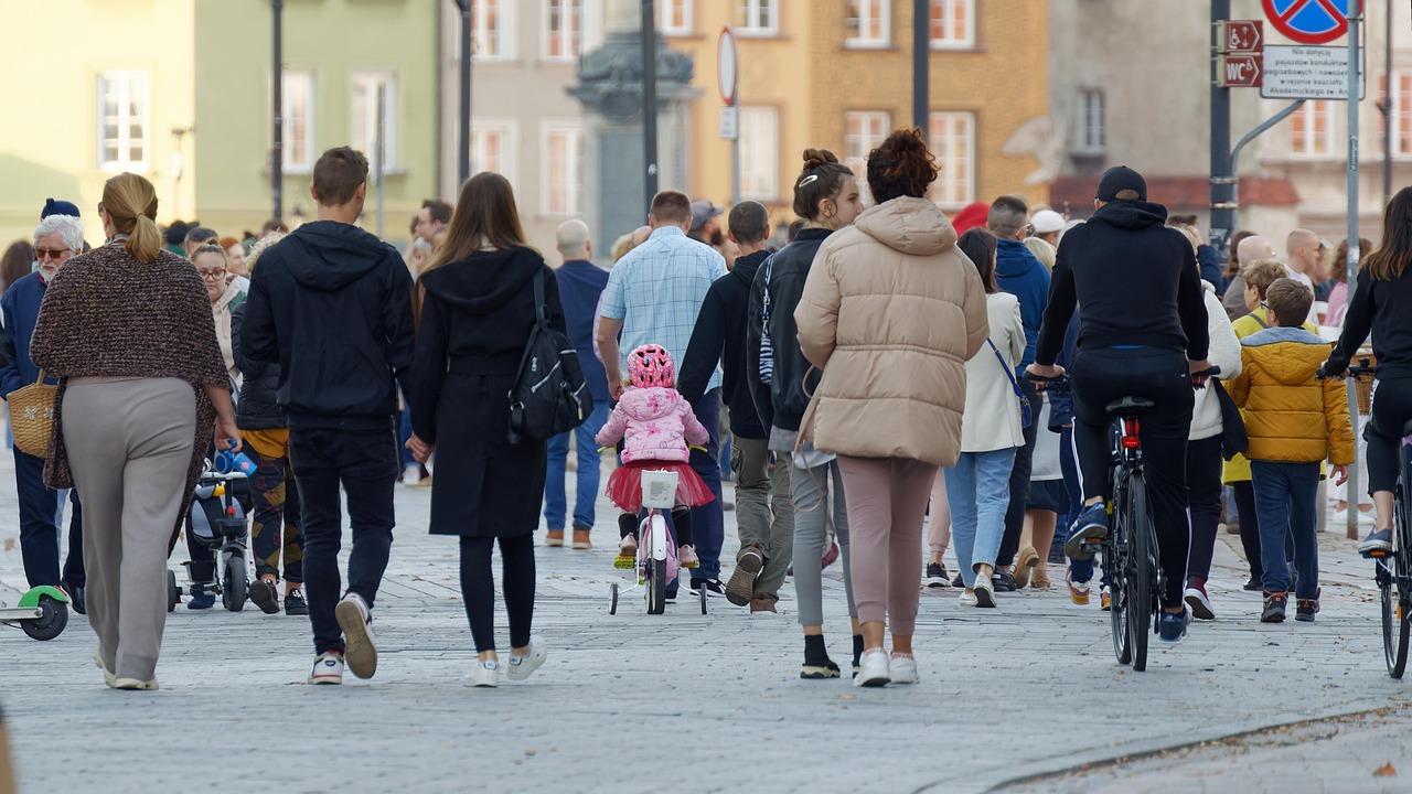 découvrez l'importance de la sensibilisation du public pour promouvoir des changements positifs dans la société. apprenez comment des initiatives efficaces peuvent influencer les comportements et renforcer l'engagement communautaire.