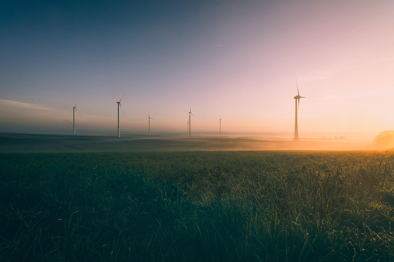 Transition énergétique : comprendre les enjeux et les solutions pour un avenir durable