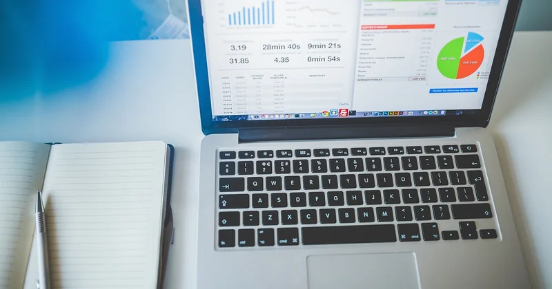 A/B/n, multivarié, outil gratuit : comment s'y retrouver