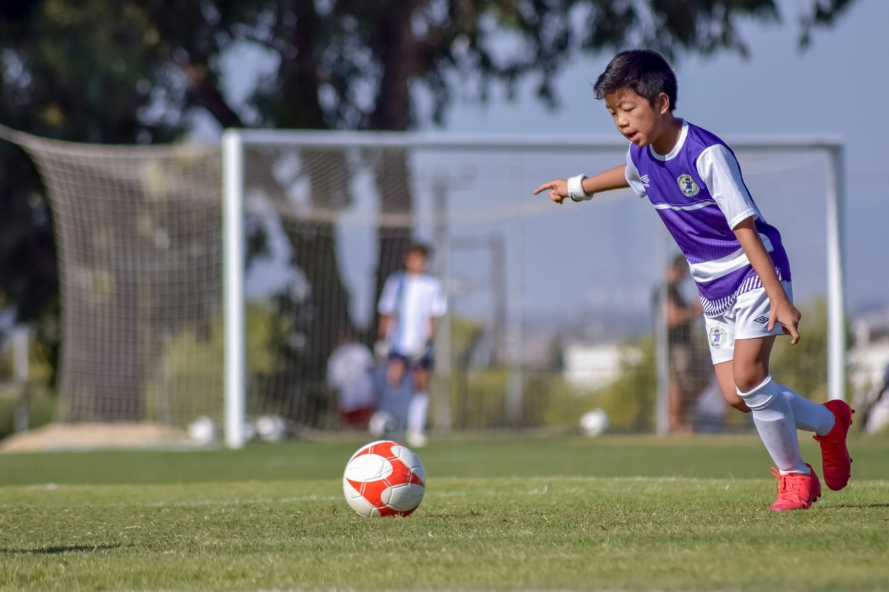 découvrez l'univers passionnant du football amateur : conseils pratiques, actualités locales, et interviews de joueurs et dirigeants. rejoignez une communauté dynamique et partagez votre passion pour le sport !