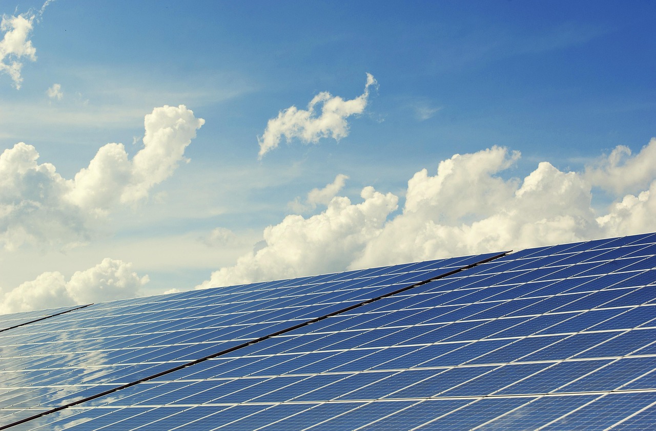 découvrez l'énergie renouvelable, une solution durable pour un avenir énergétique propre et respectueux de l'environnement. explorez les avantages, les technologies innovantes et les alternatives vertes qui transforment notre utilisation des ressources naturelles.