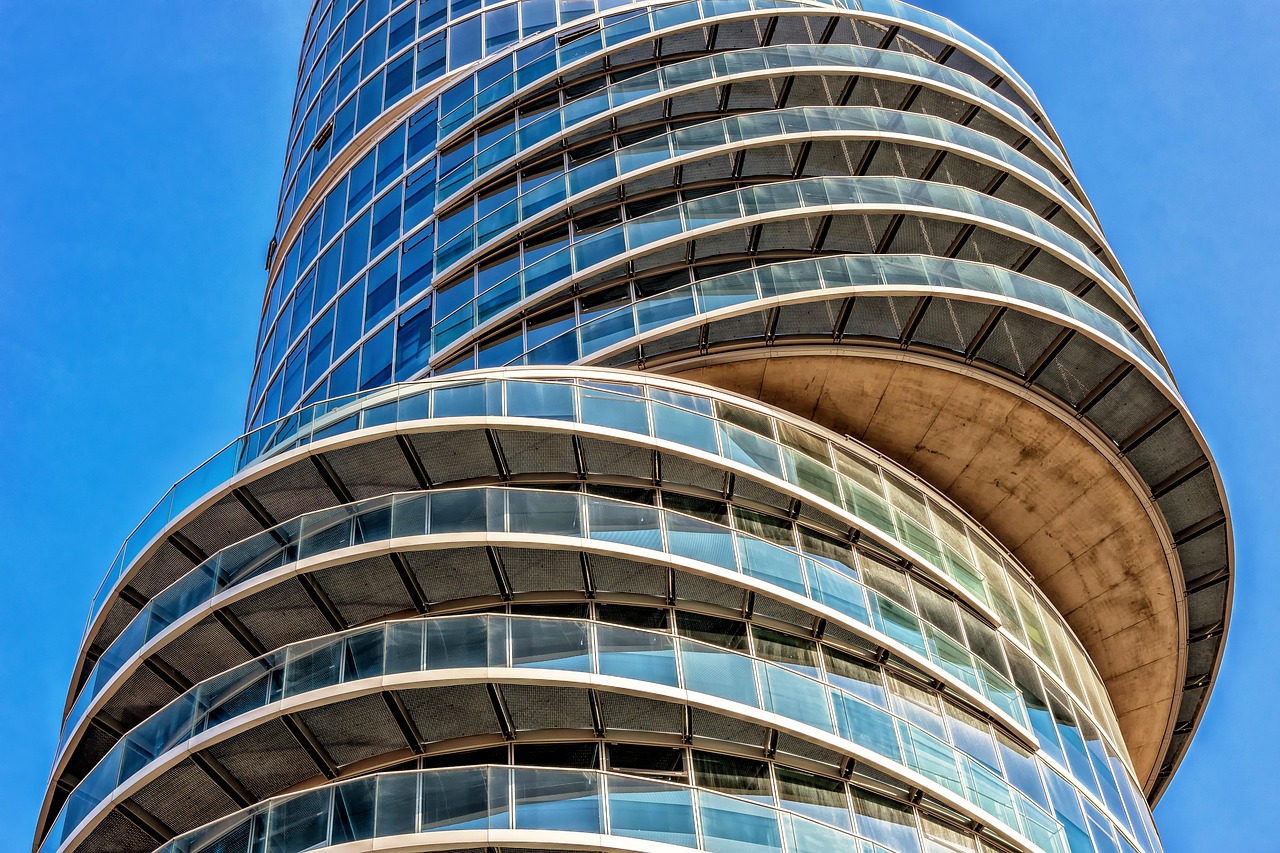 découvrez l'économie circulaire, un modèle innovant qui vise à réduire le gaspillage, optimiser l'utilisation des ressources et favoriser un développement durable. apprenez comment ce concept révolutionne les pratiques industrielles et encourage la durabilité écologique.